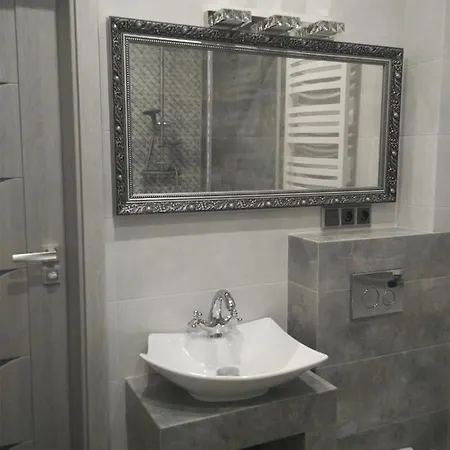 Apartament Manatur